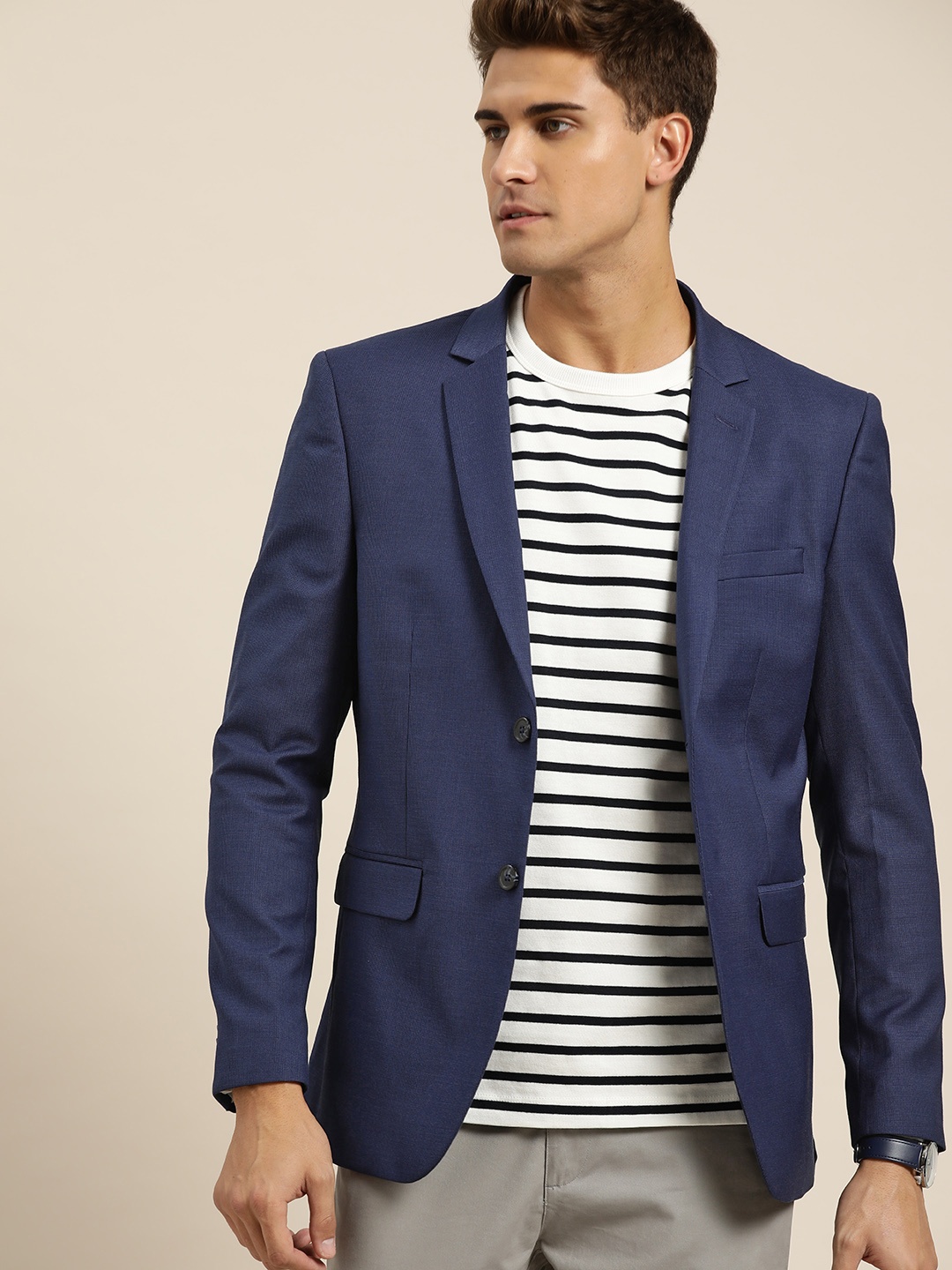 

INVICTUS Men Navy Blue Slim Solid Self Design Smart Casual Blazer