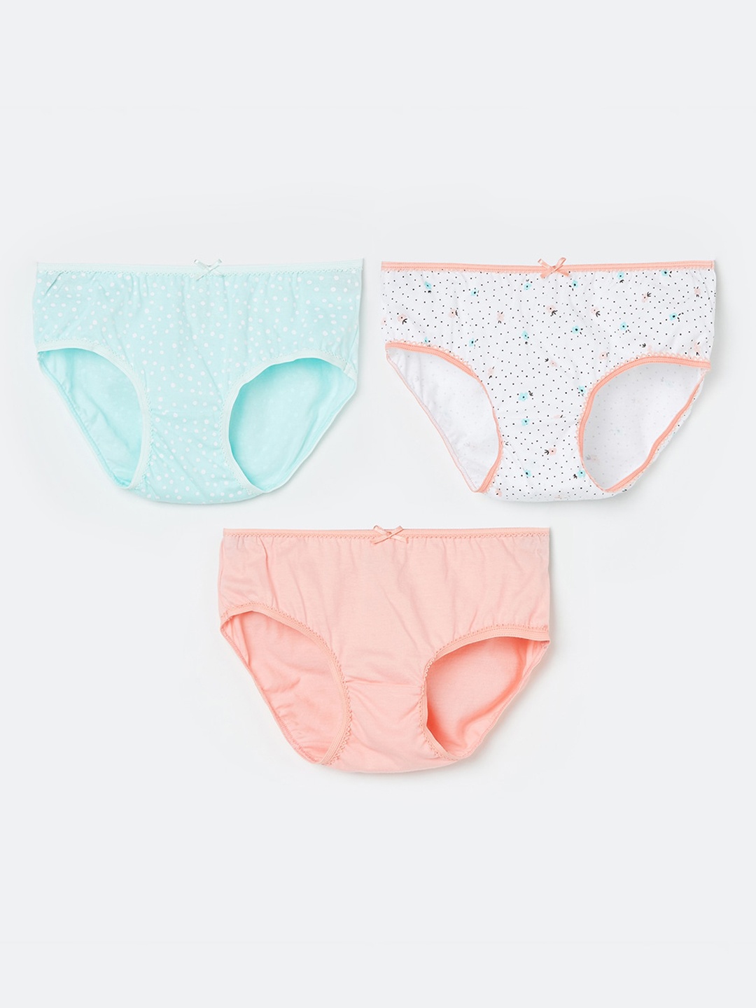 

Fame Forever by Lifestyle Girls Pack Of 3 Assorted Pure Cotton Basic Briefs