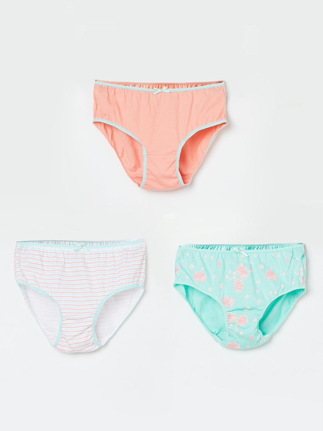 

Fame Forever by Lifestyle Girls Pack Of 3 Pure Cotton Cotton Basic Briefs 1000010954463, Green