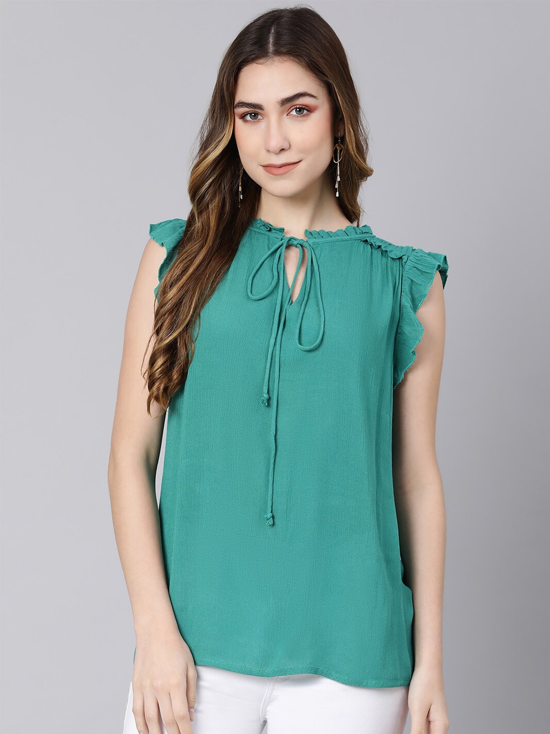 

Oxolloxo Green Tie-Up Neck Ruffles Crepe Top