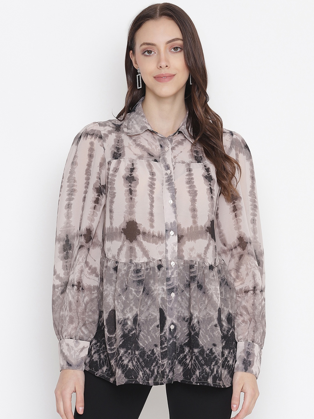 

Oxolloxo Women Grey Comfort Floral Printed Casual Shirt