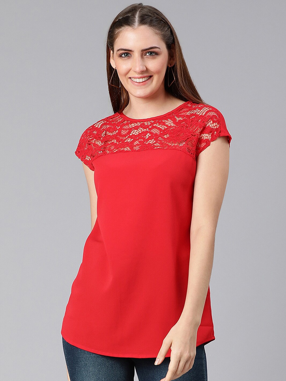 

Oxolloxo Women Red Solid Laced Top