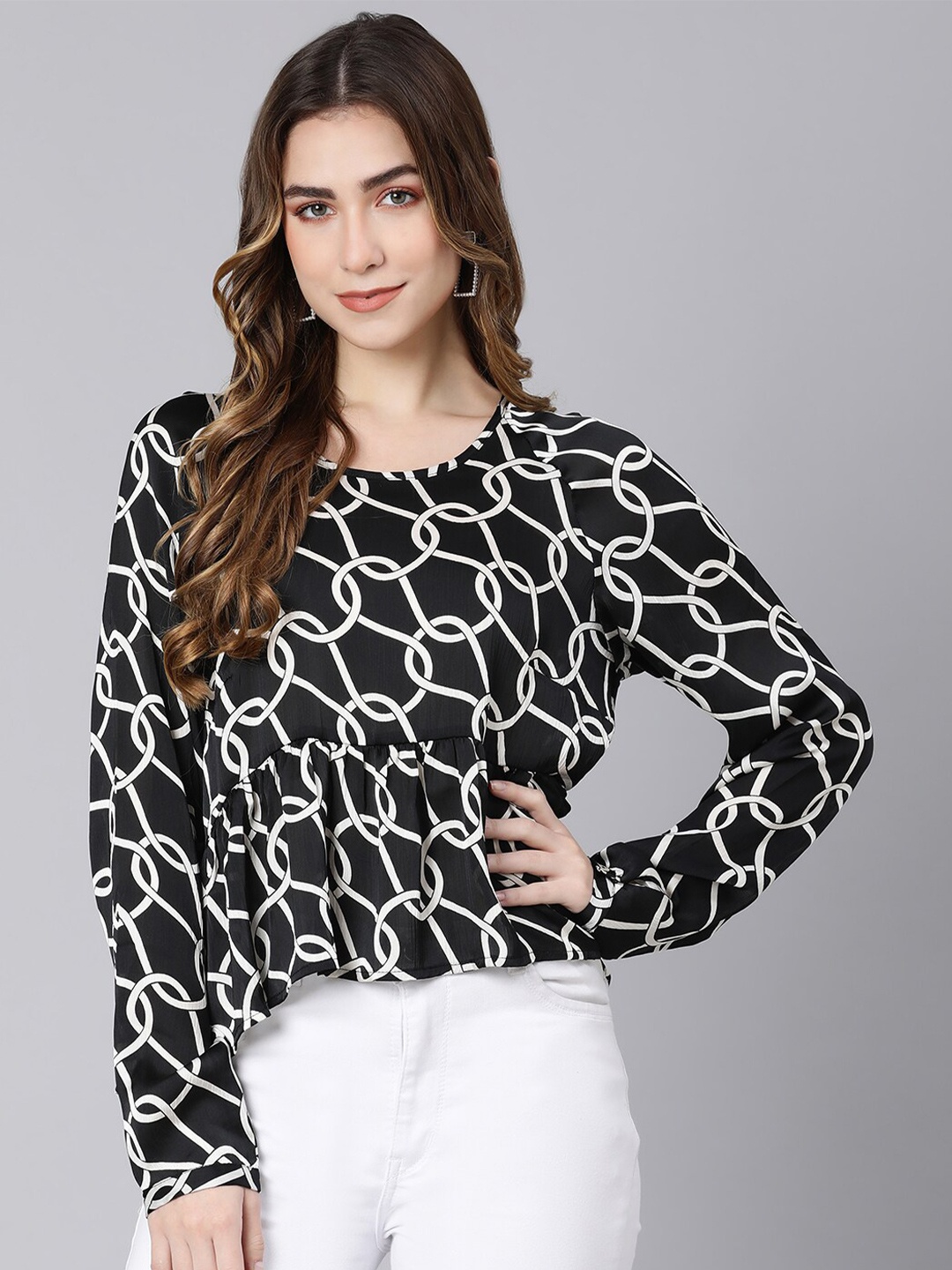 

Oxolloxo Women Black Animal Printed Boxy Top