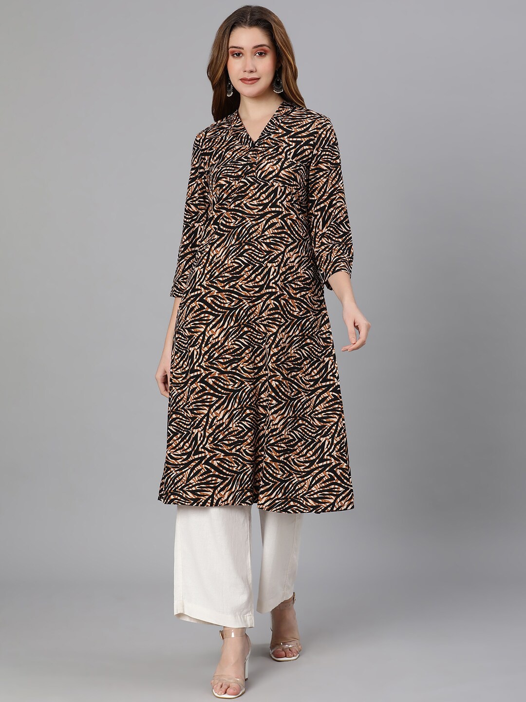 

Oxolloxo Women Brown & Black Printed Kurta