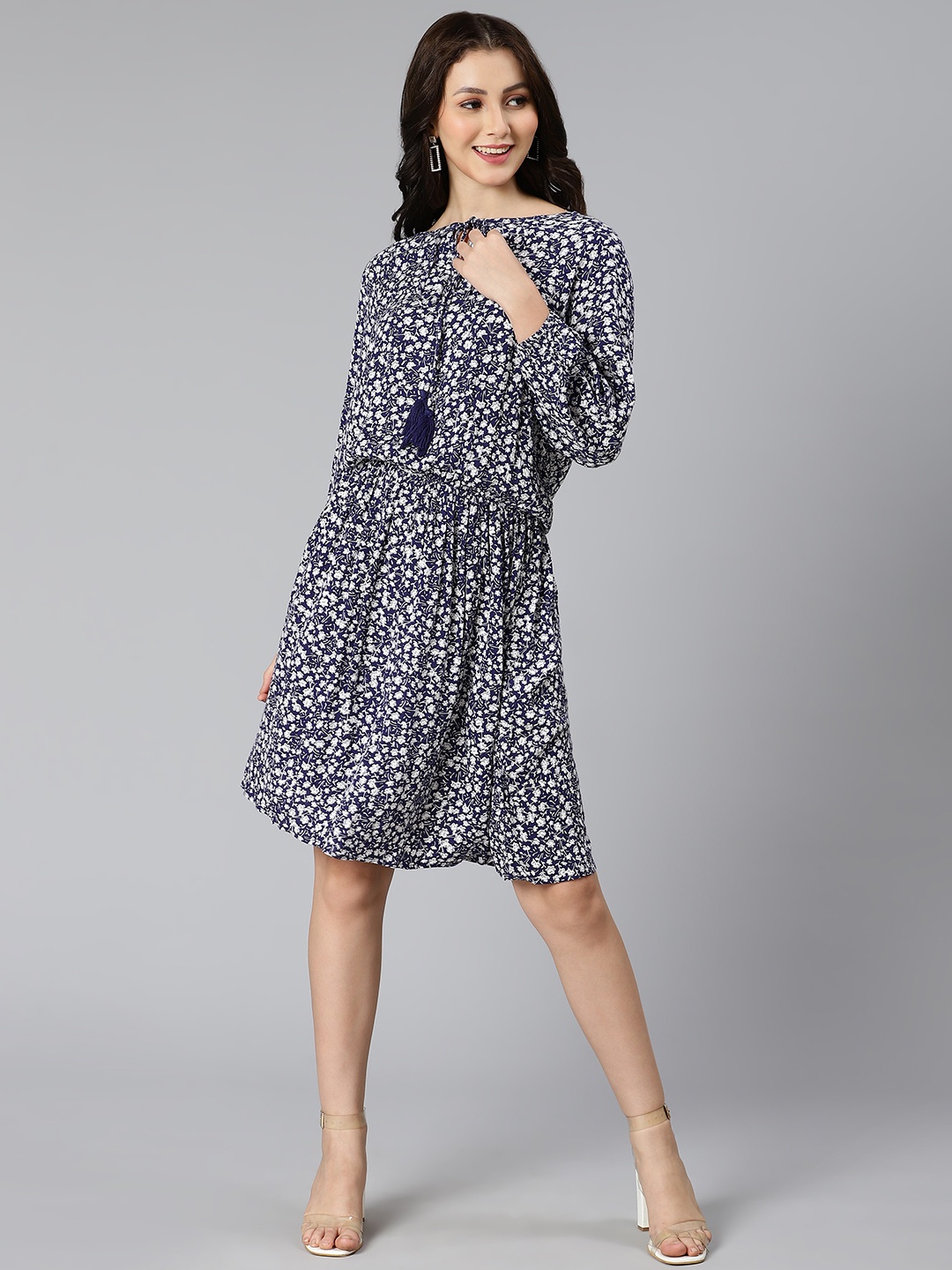 

Oxolloxo Blue & White Floral Print Crepe A-Line Dress