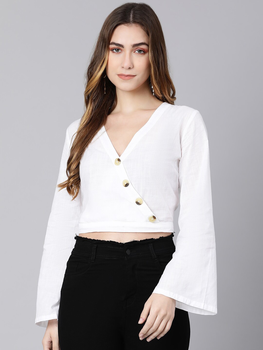 

Oxolloxo Women White Crepe Crop Top