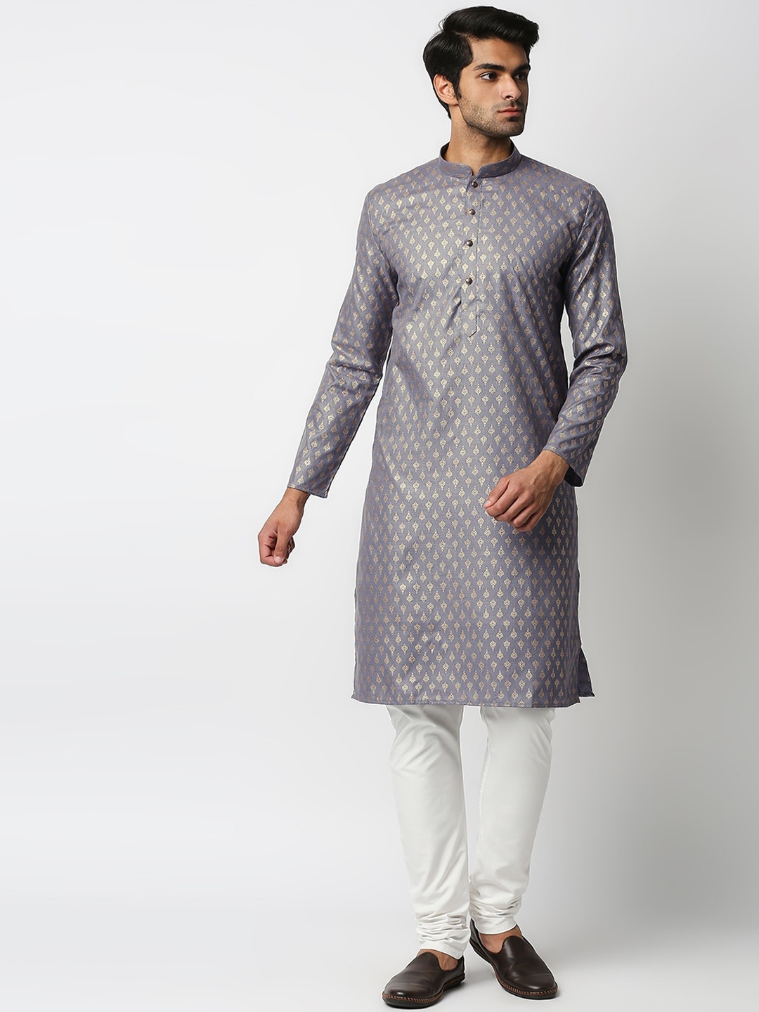 

MEWAR Men Grey & White Ethnic Motifs Printed Kurta with Churidar