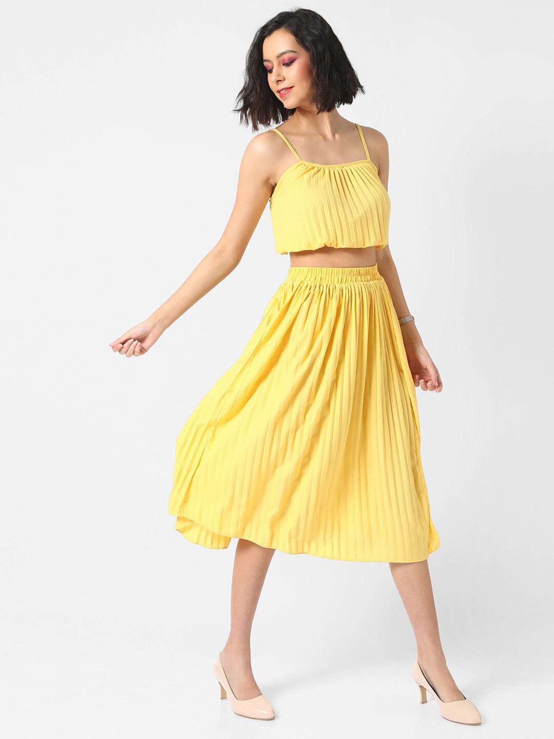 Campus Sutra Women Yellow Solid Stylish Casual Skirt & Top Co-Ord Set