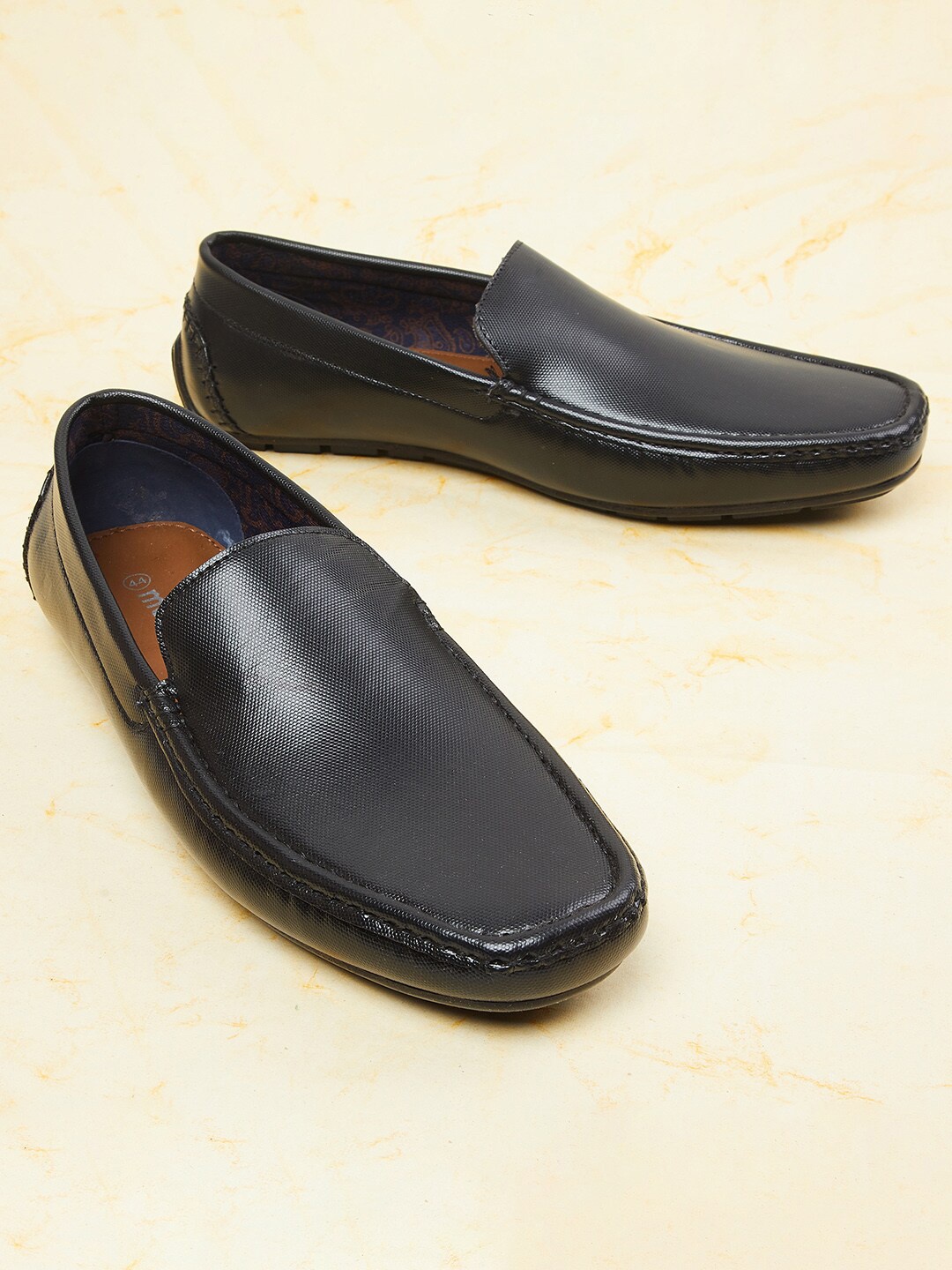 

max Men Black PU Driving Shoes