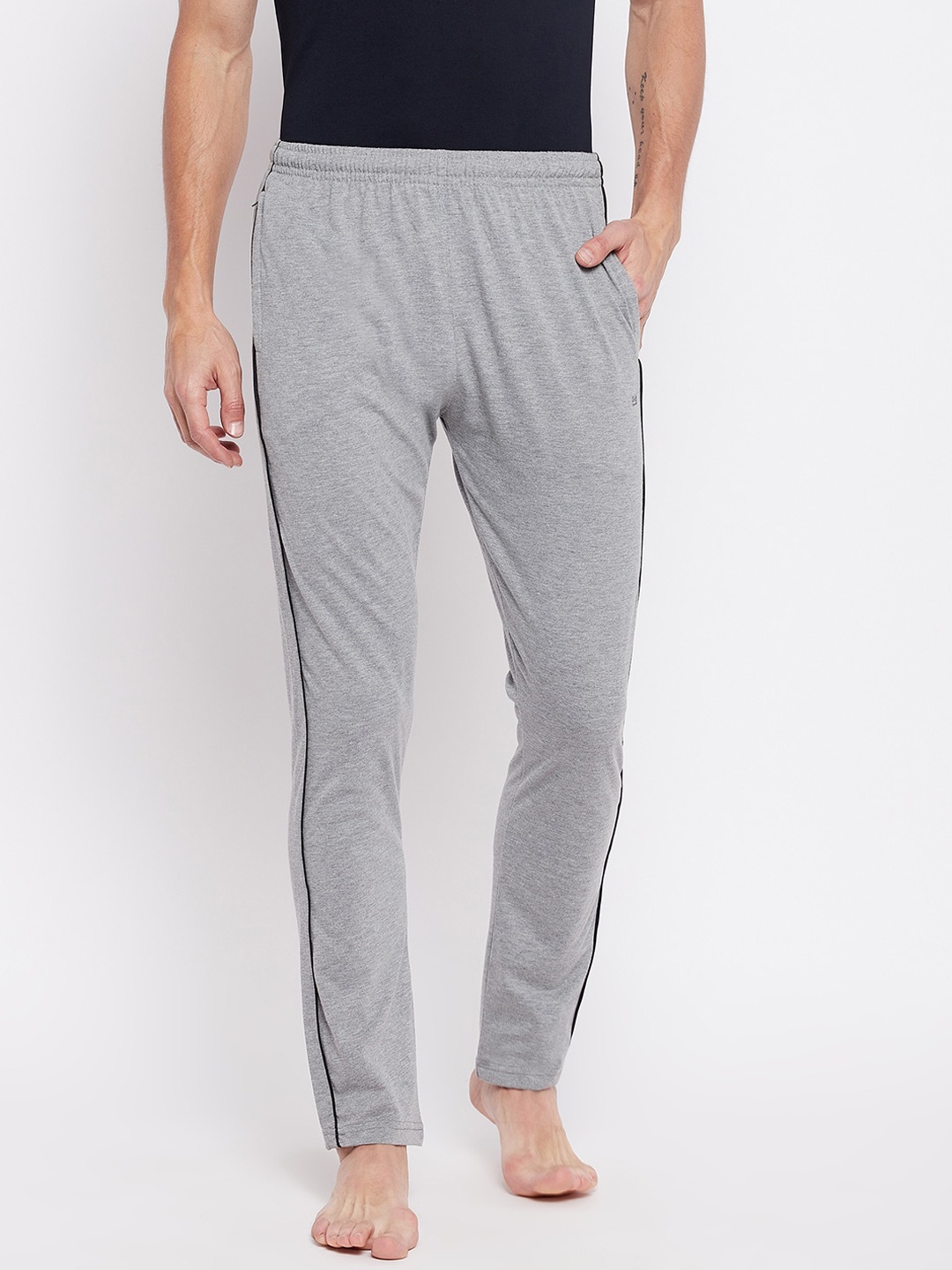 

Okane Men Grey Melange Solid Lounge Pants
