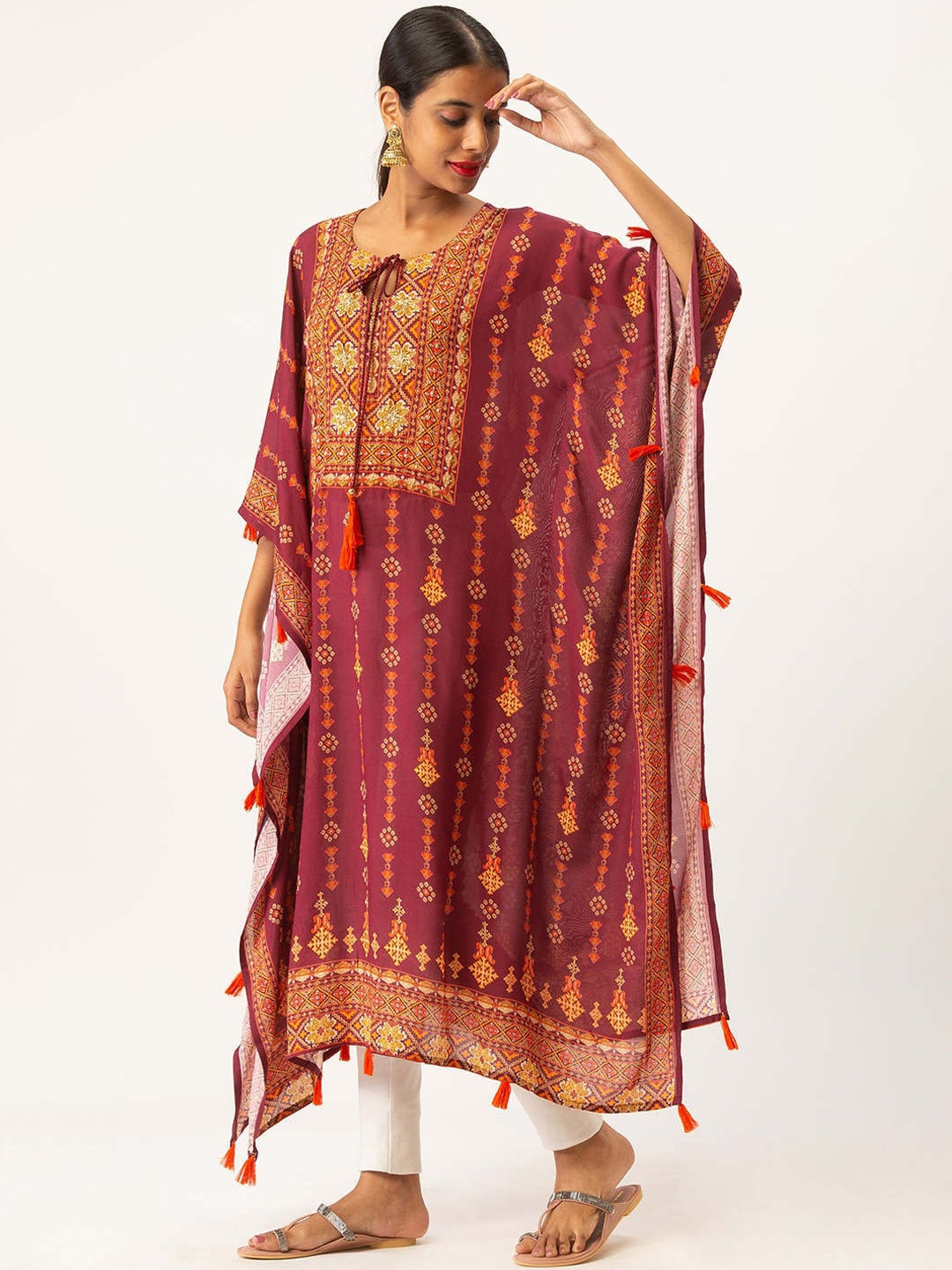 

ZOLA Women Maroon & Cream-Coloured Ethnic Motifs Embellished Flared Sleeves Kaftan Kurta