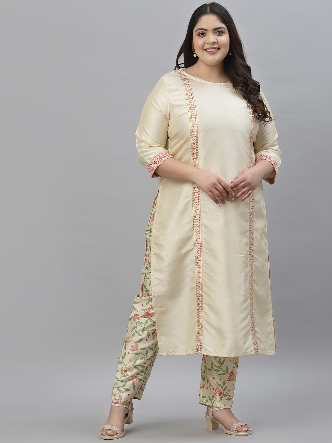 

curveZI by Ziyaa Plus Size Women Cream-Coloured Printed Panelled Kurta with Trousers