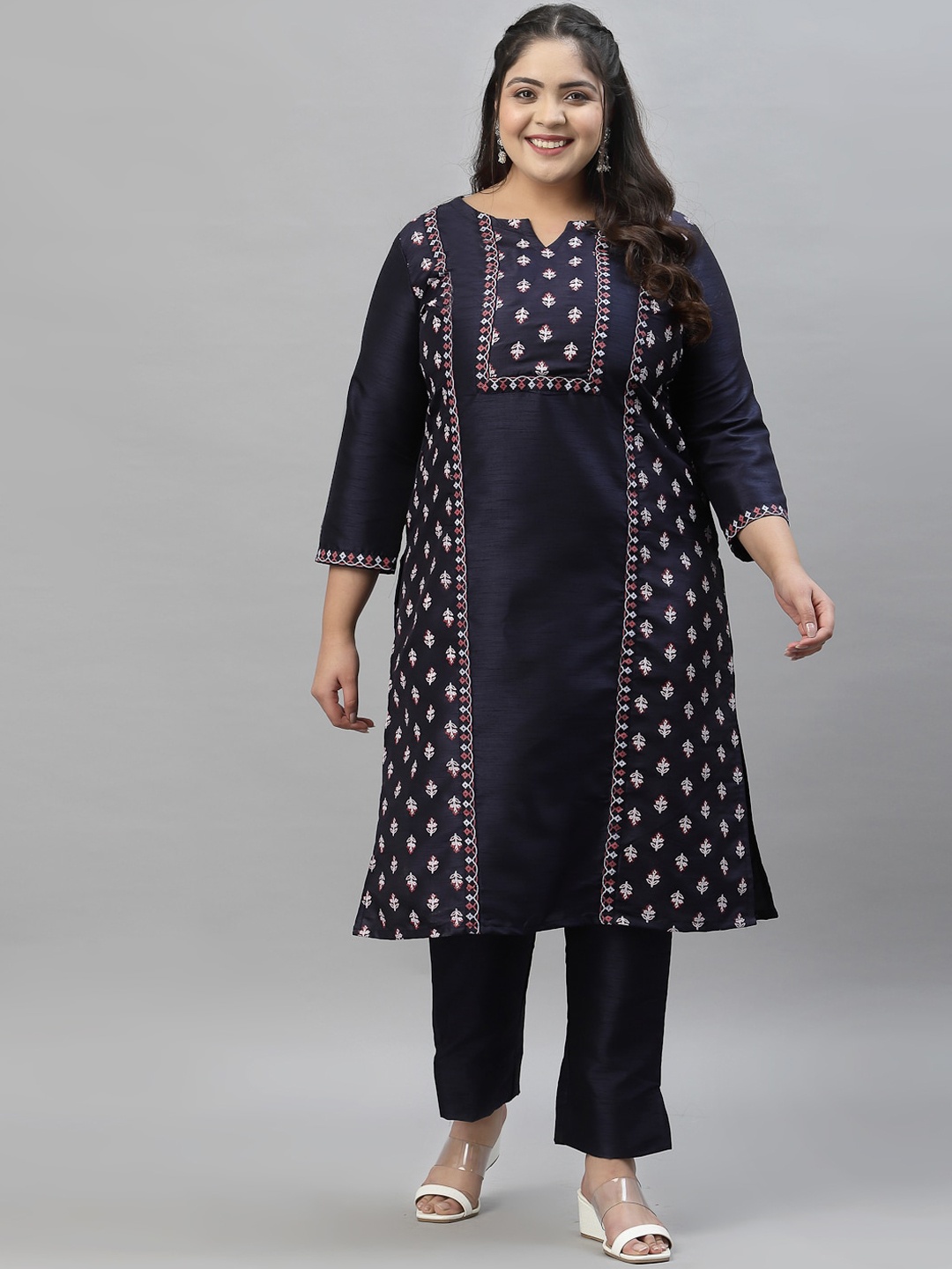 

curveZI by Ziyaa Plus Size Women Blue Floral Printed Panelled Kurta with Trousers
