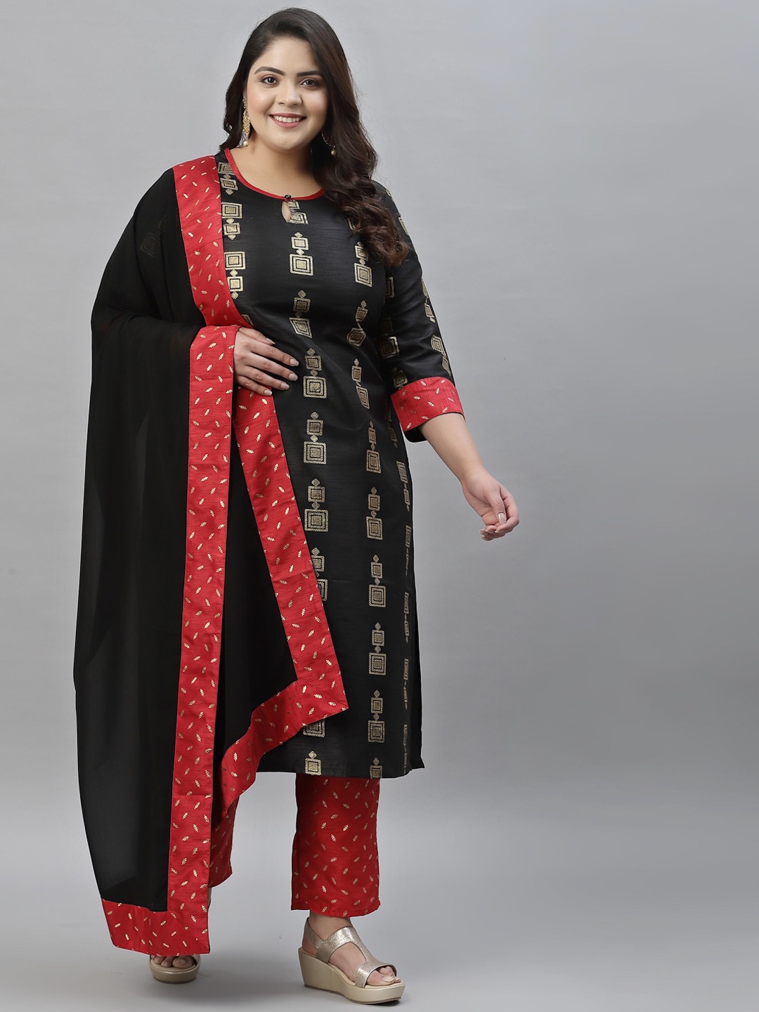 

curveZI by Ziyaa Plus Size Women Black Printed Kurta with Trousers & With Dupatta