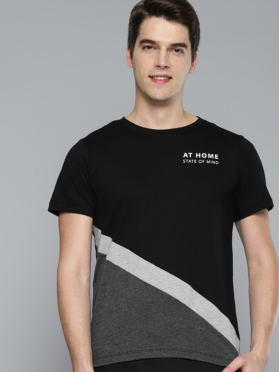 

Mast & Harbour Men Black Colourblocked Pure Cotton Co-Ord Set