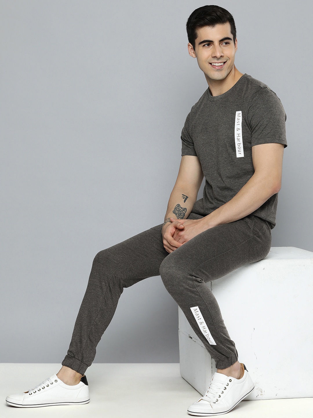 

Mast & Harbour Men Charcoal Grey T-shirt with Joggers