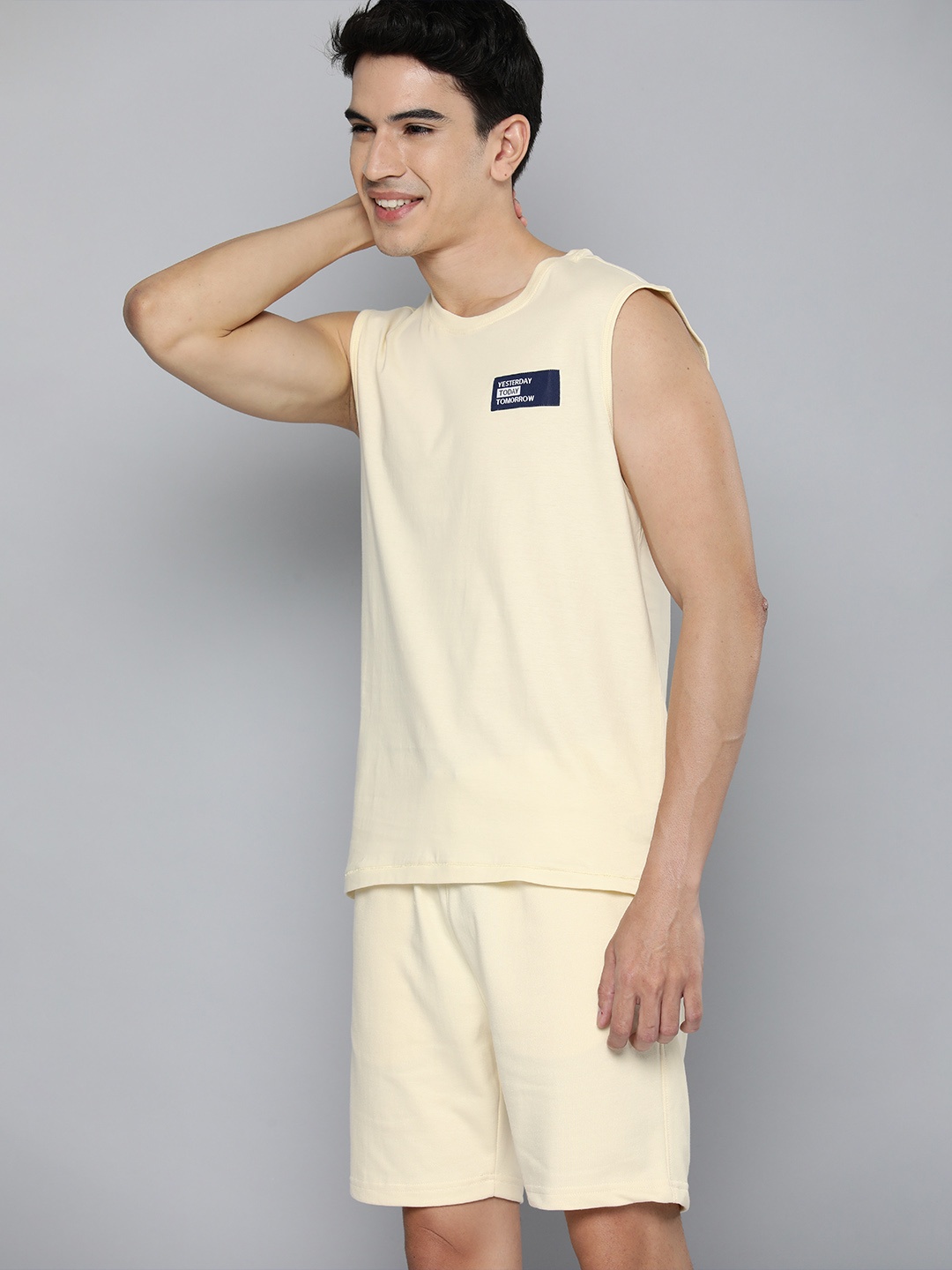 

Mast & Harbour Men Cream-Coloured Solid Co-Ord Set