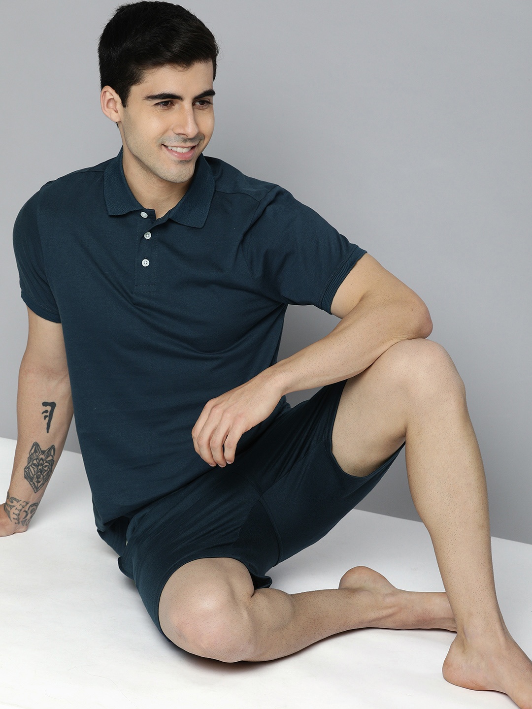 

Mast & Harbour Men Navy Blue Solid Casual T-shirt with Shorts