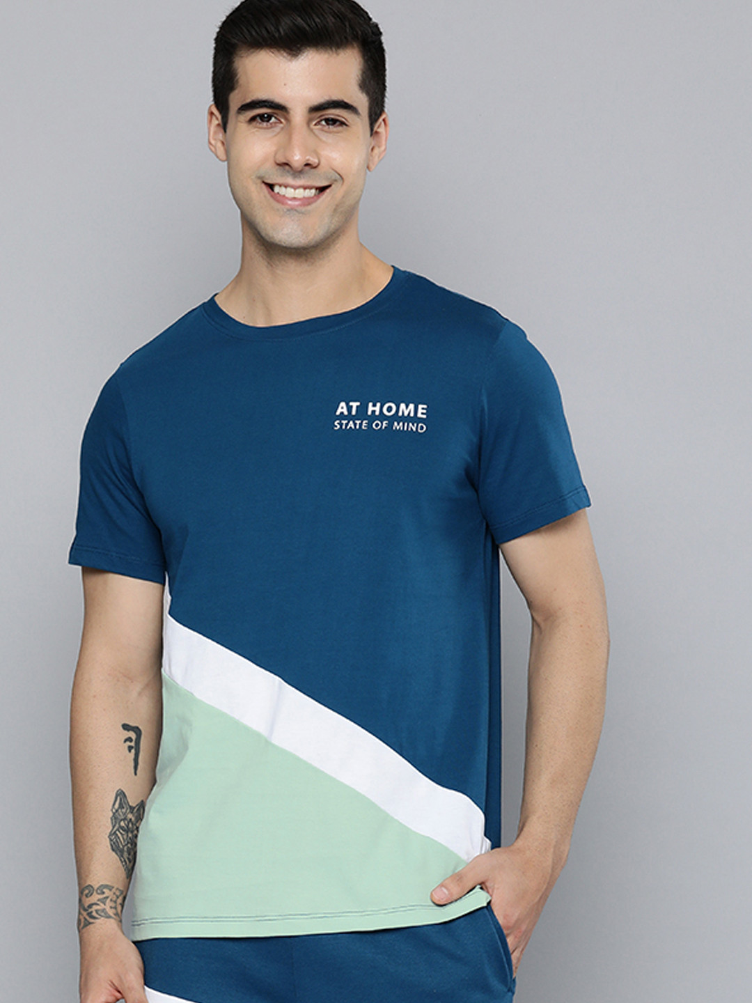 

Mast & Harbour Men Teal Blue & Sea Green Colourblocked Co-ord Set