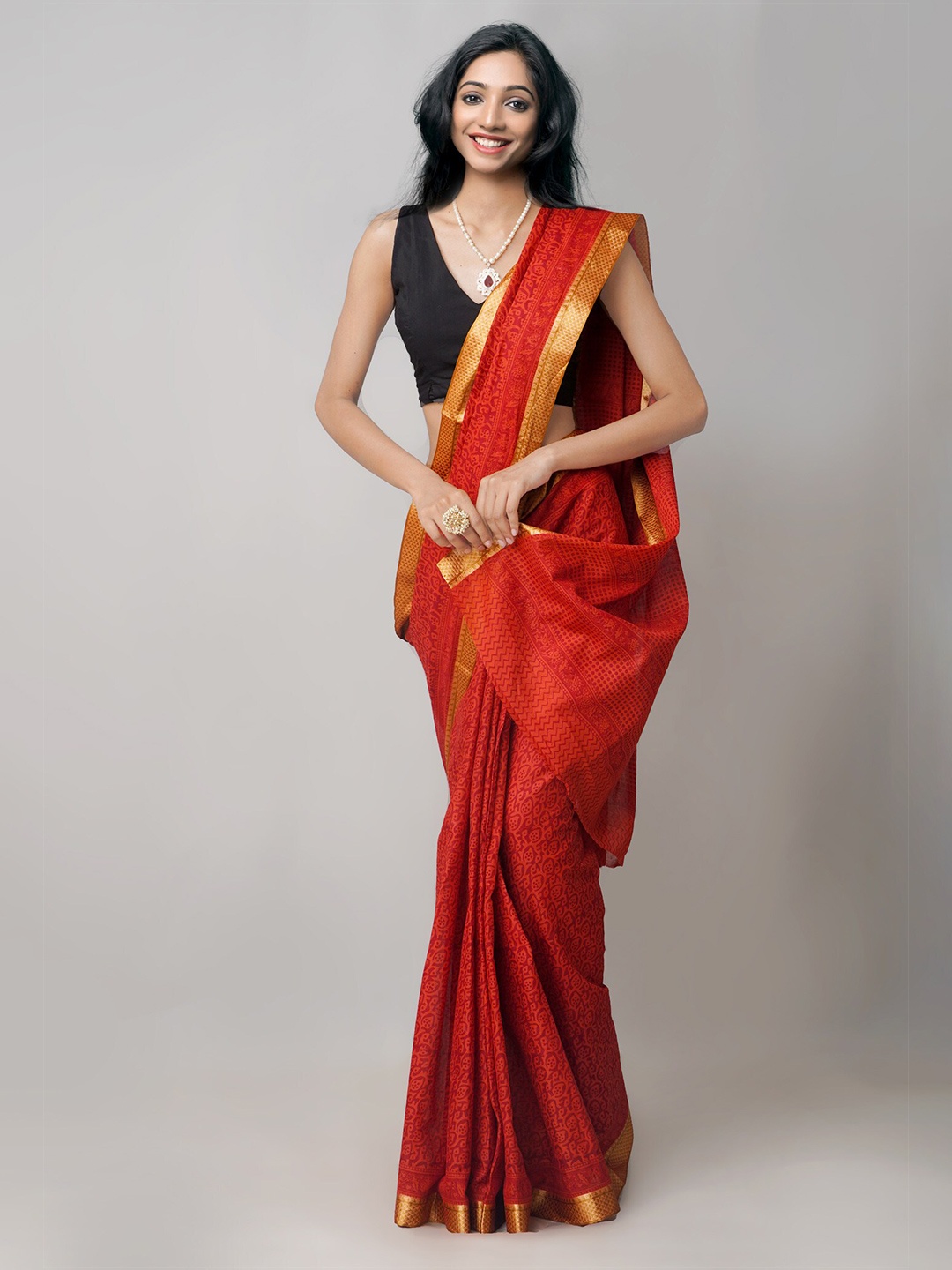 

Unnati Silks Red & Golden Bagh Zari Handloom Sustainable Pure Cotton Venkatgiri Saree