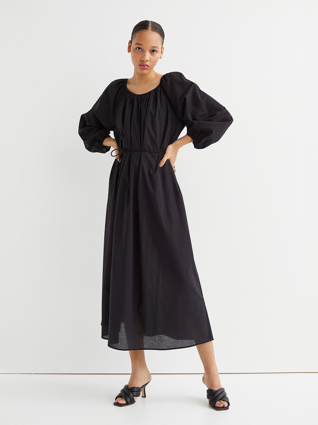 

H&M Women Black Cotton Raglan-Sleeved Dress