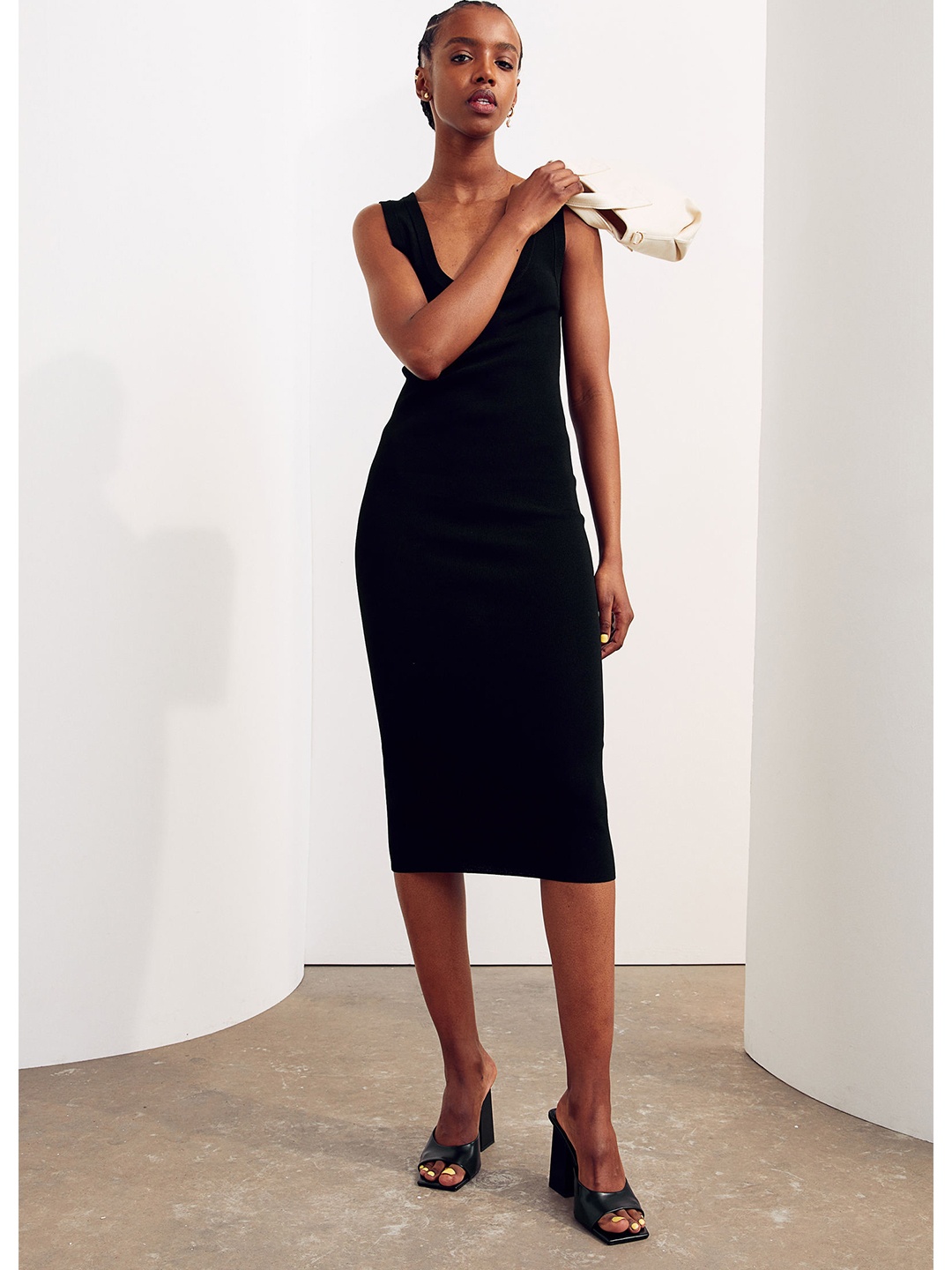 

H&M Women Black Rib-Knit Bodycon Dress