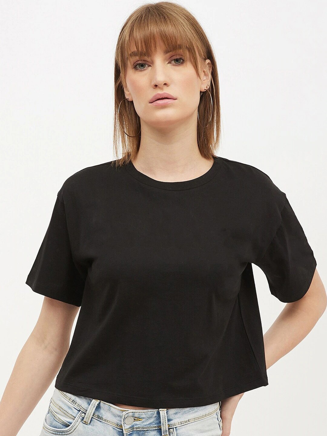 

Dipsha Women Black Solid Cotton Round Neck Boxy Crop Top