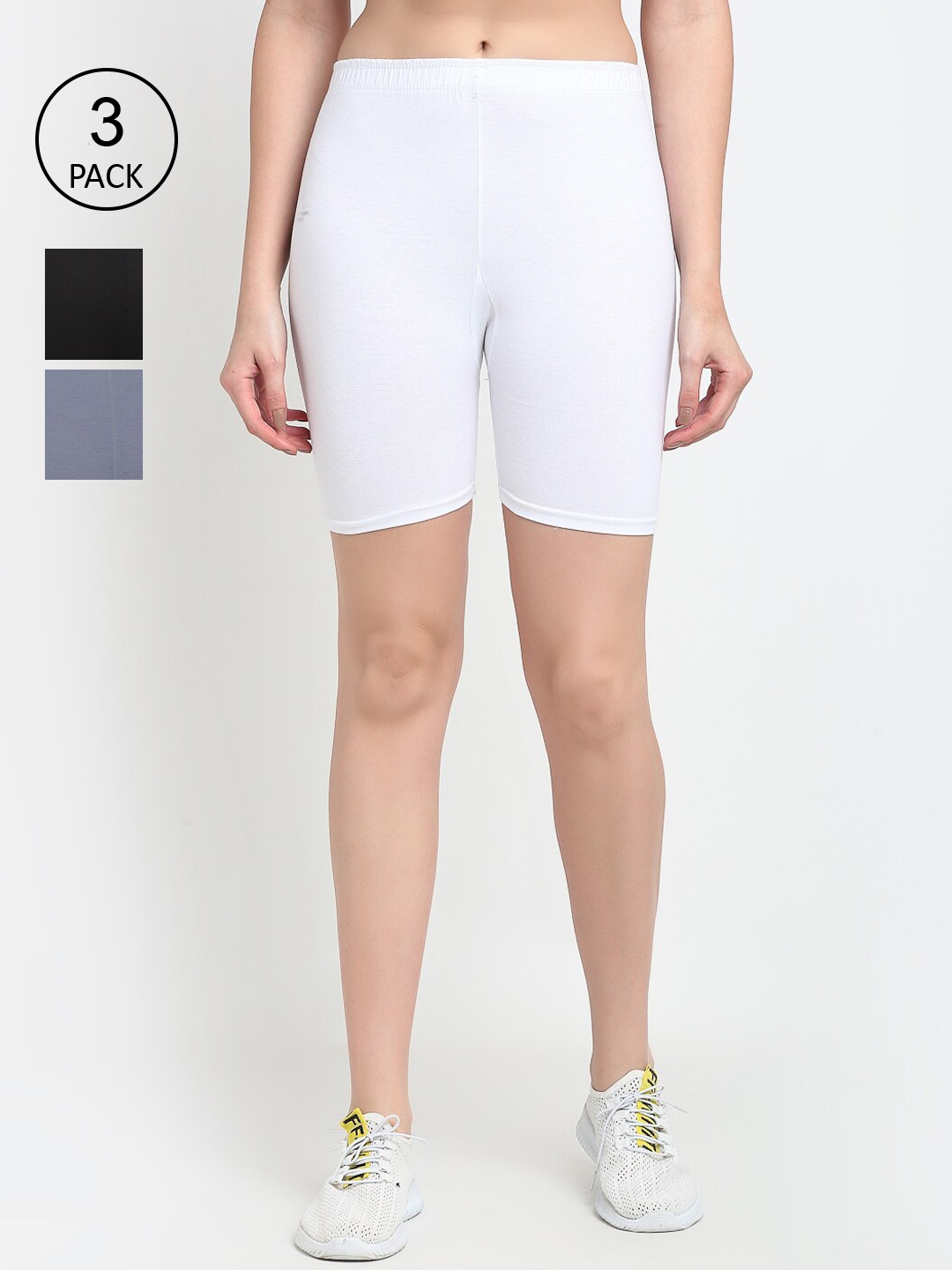 

Jinfo Women Black & White Set of 3 Solid Cycling Sports Shorts