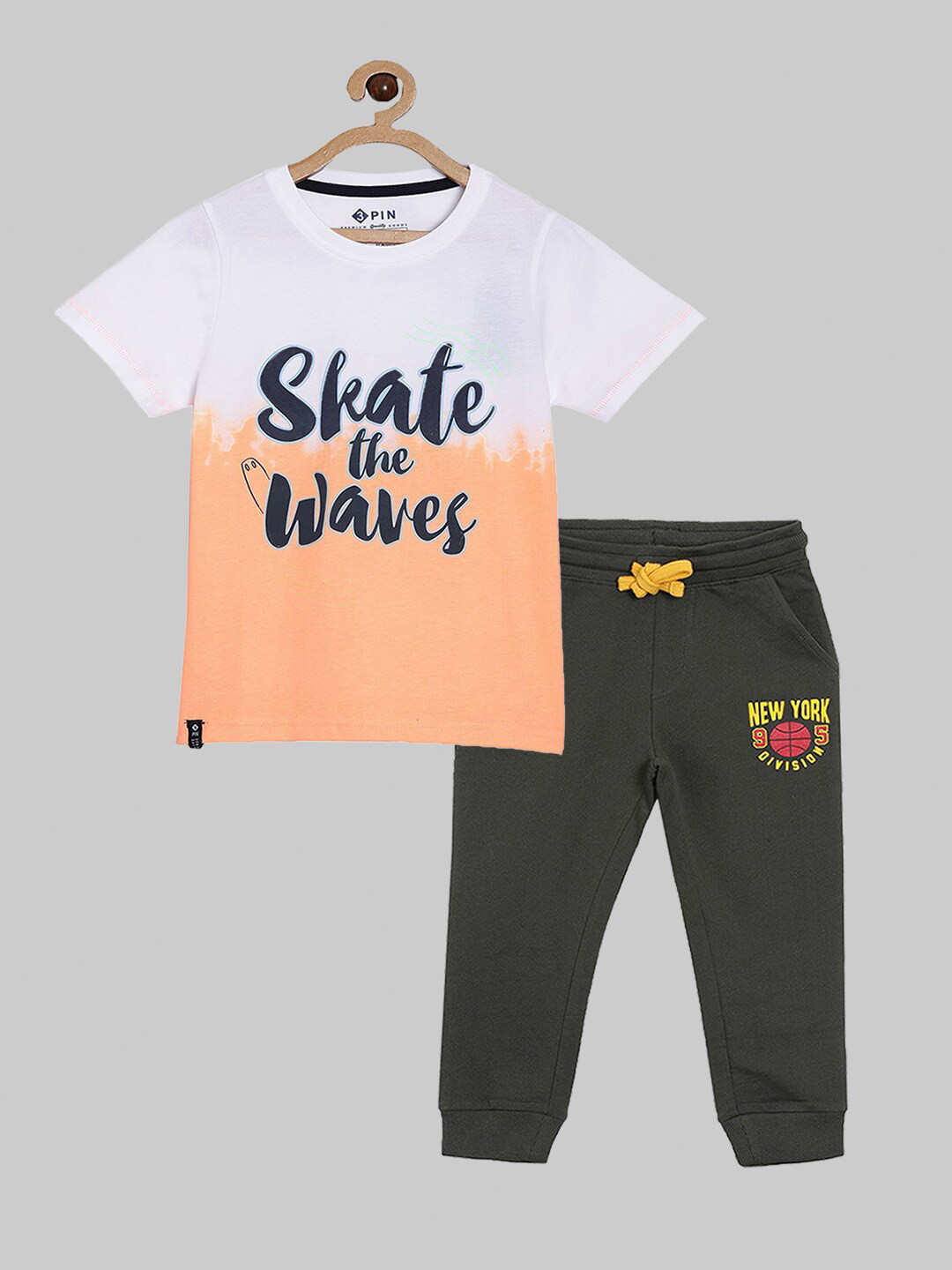 

3PIN Boys White & Olive Green Printed Pure Cotton T-shirt with Joggers