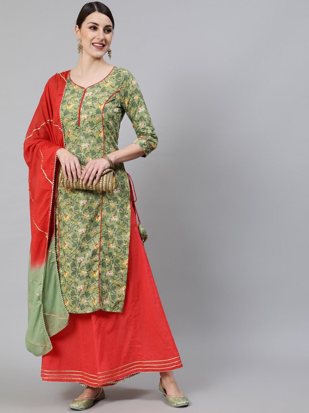 

Awadhi Women Green Floral Printed Pure Cotton Kurta with Palazzos & With Dupatta