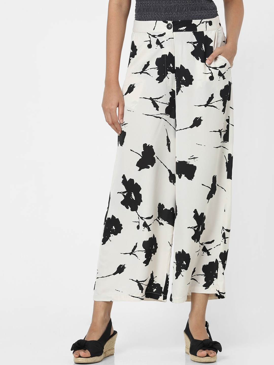 

Vero Moda Women White Floral Printed Flared High-Rise Trousers