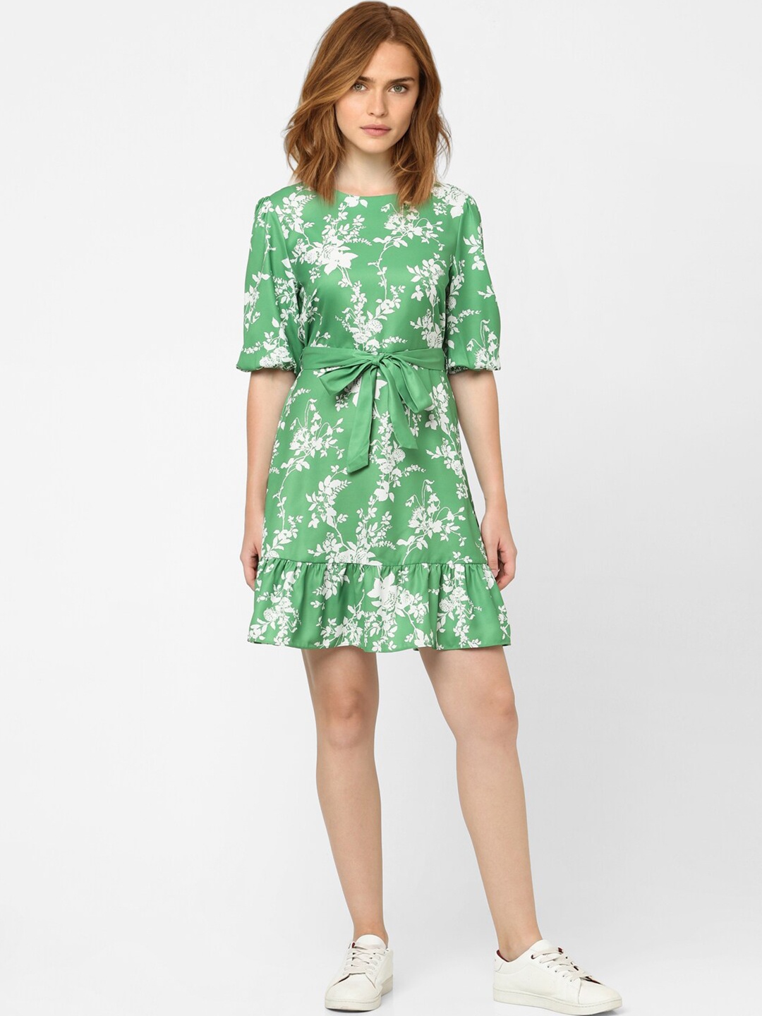 

Vero Moda Women Green Floral Fit And Flare Dress