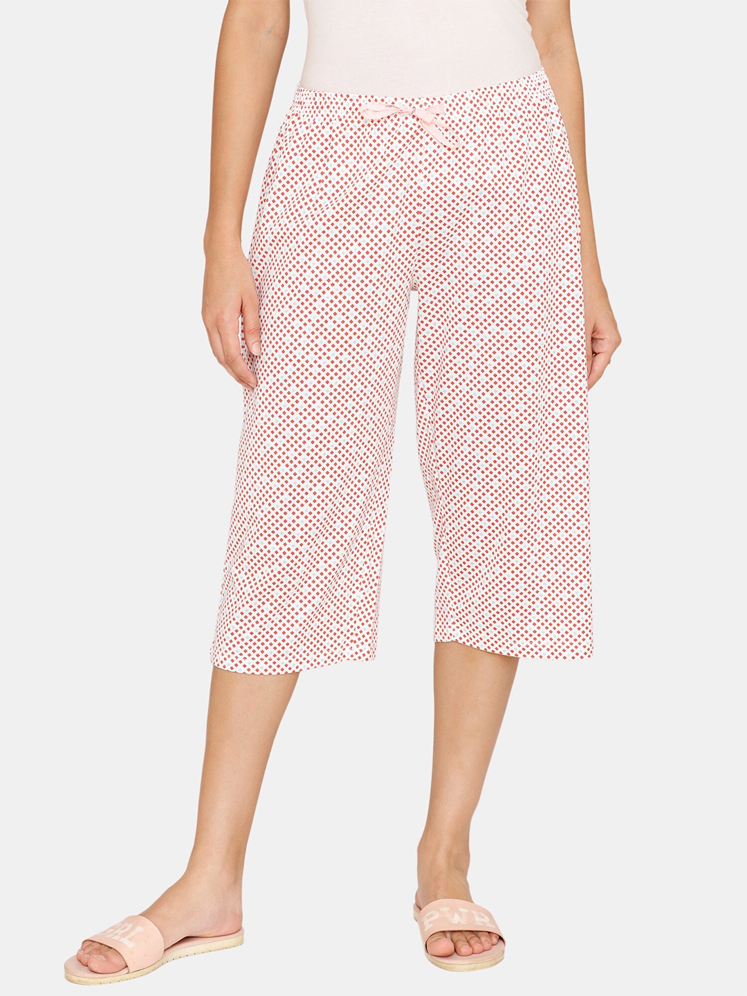 

Rosaline by Zivame Women Pink & White Printed Lounge Capris