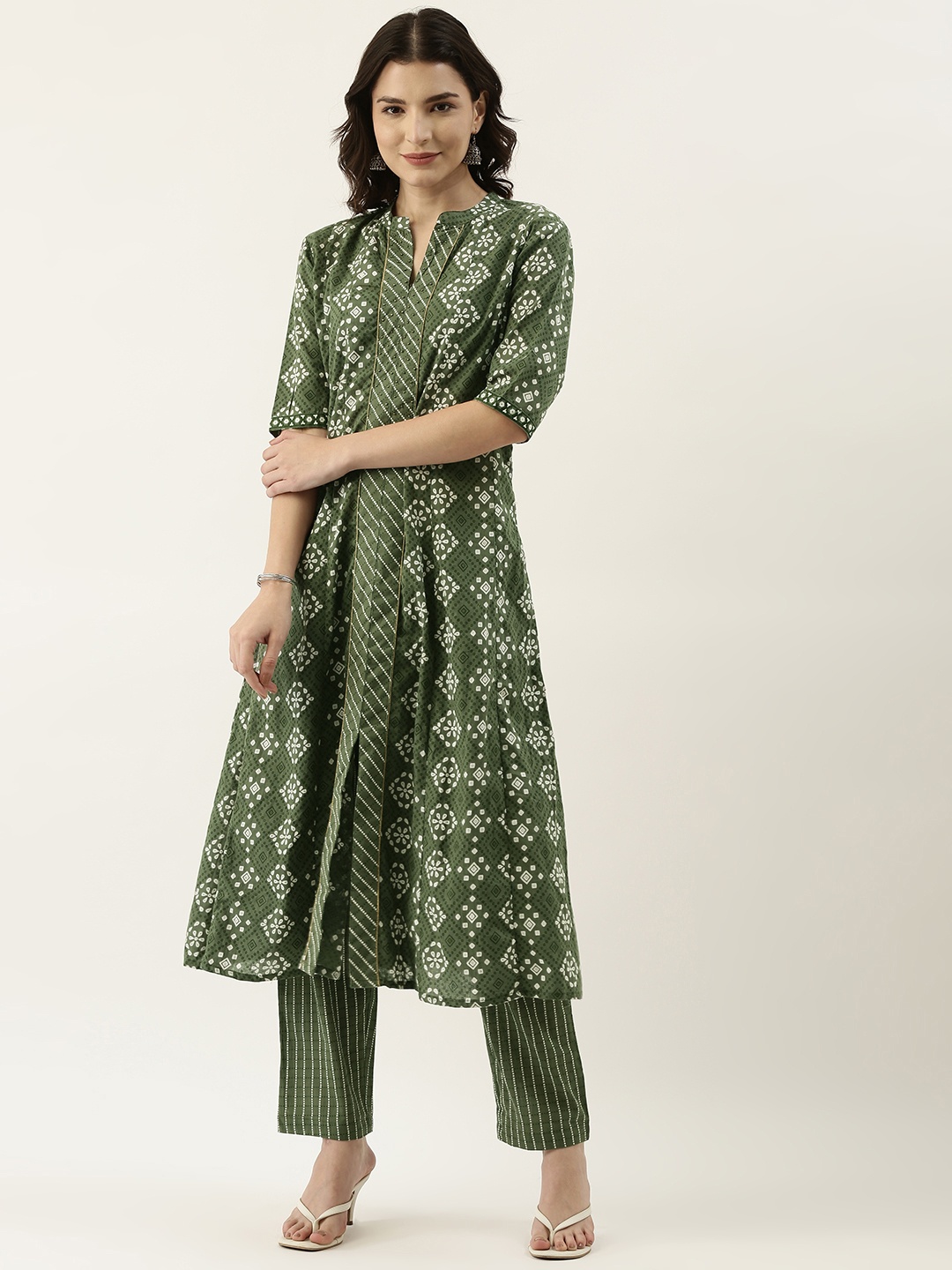 

RangDeep Women Green & White Bandhani Printed Pure Cotton Kurta with Trousers