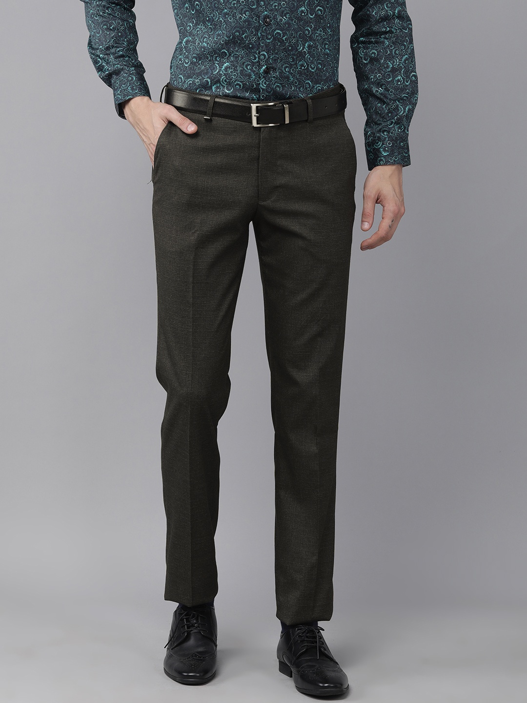 

V Dot Men Grey Solid Mid Rise Skinny Fit Formal Trousers