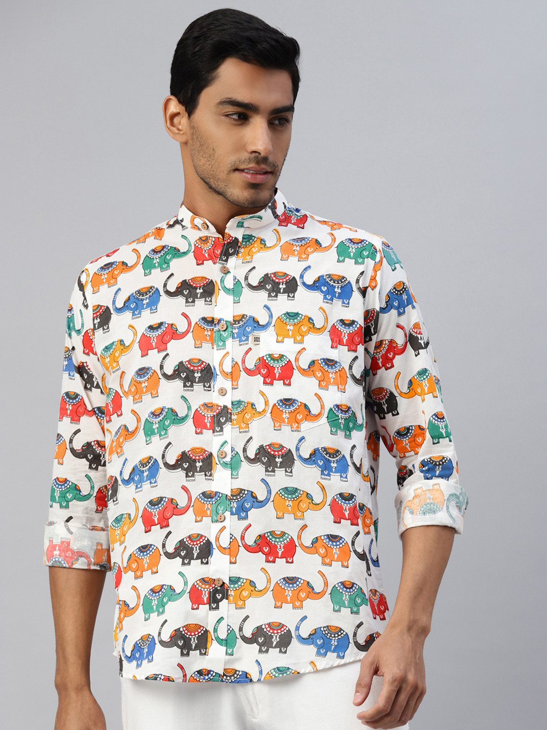 

Readiprint Fashions Men White Conversational Print Casual Shirt