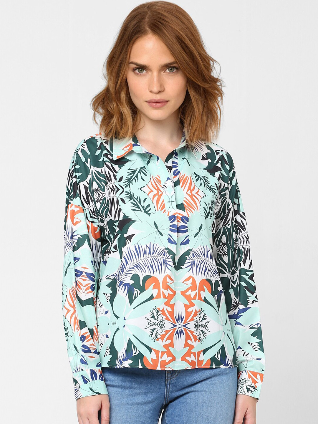 

Vero Moda Women Green Floral Print Shirt Style Top