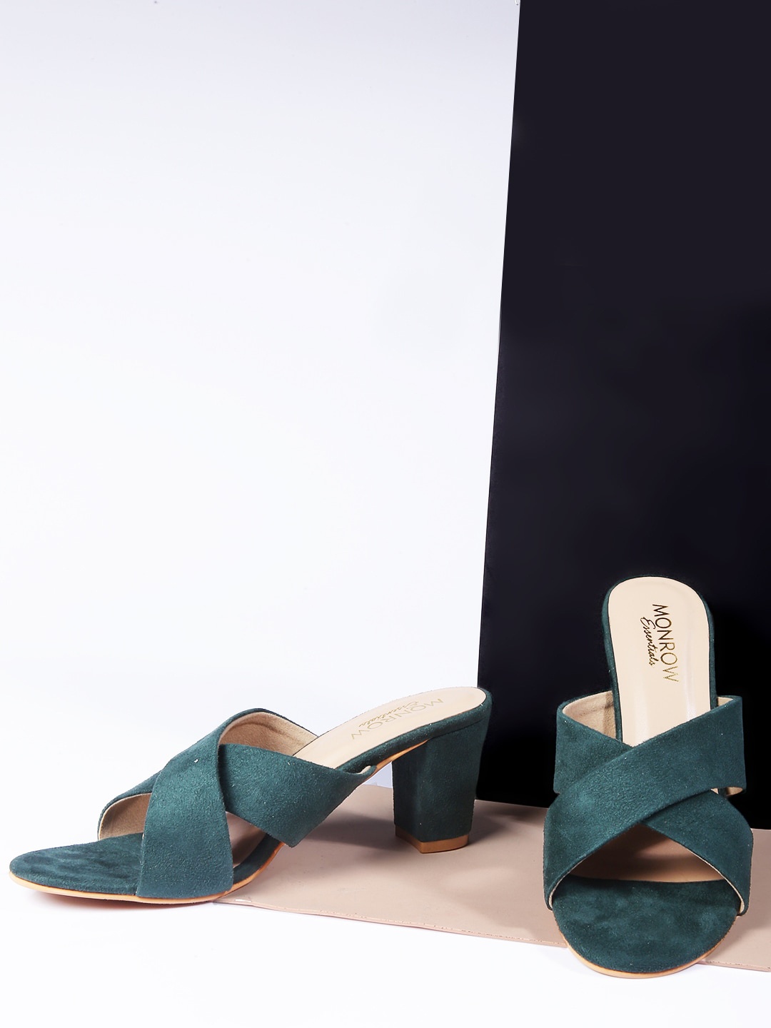 

Monrow Green PU Party Block Sandals