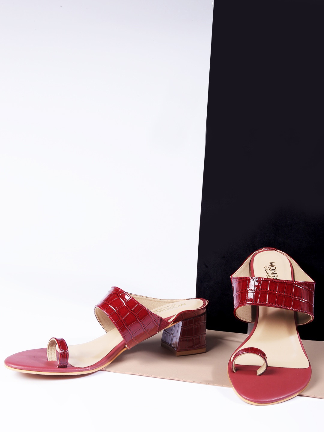 

Monrow Maroon Party Block Heels