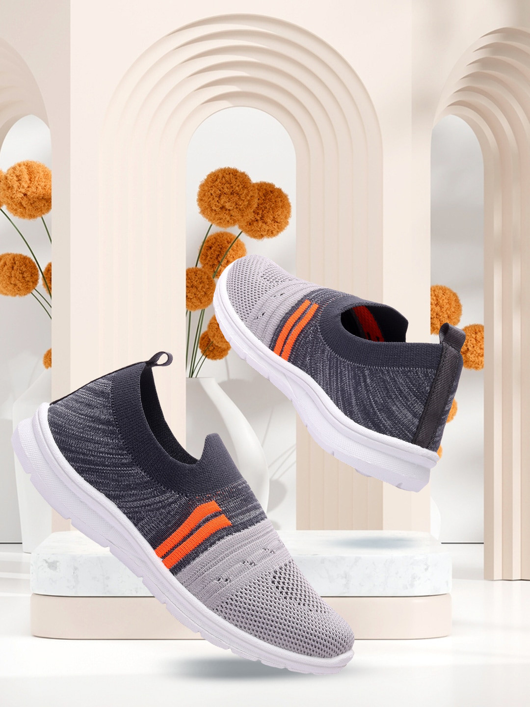 

FAST TRAX Kids Grey Woven Design Slip-On Sneakers