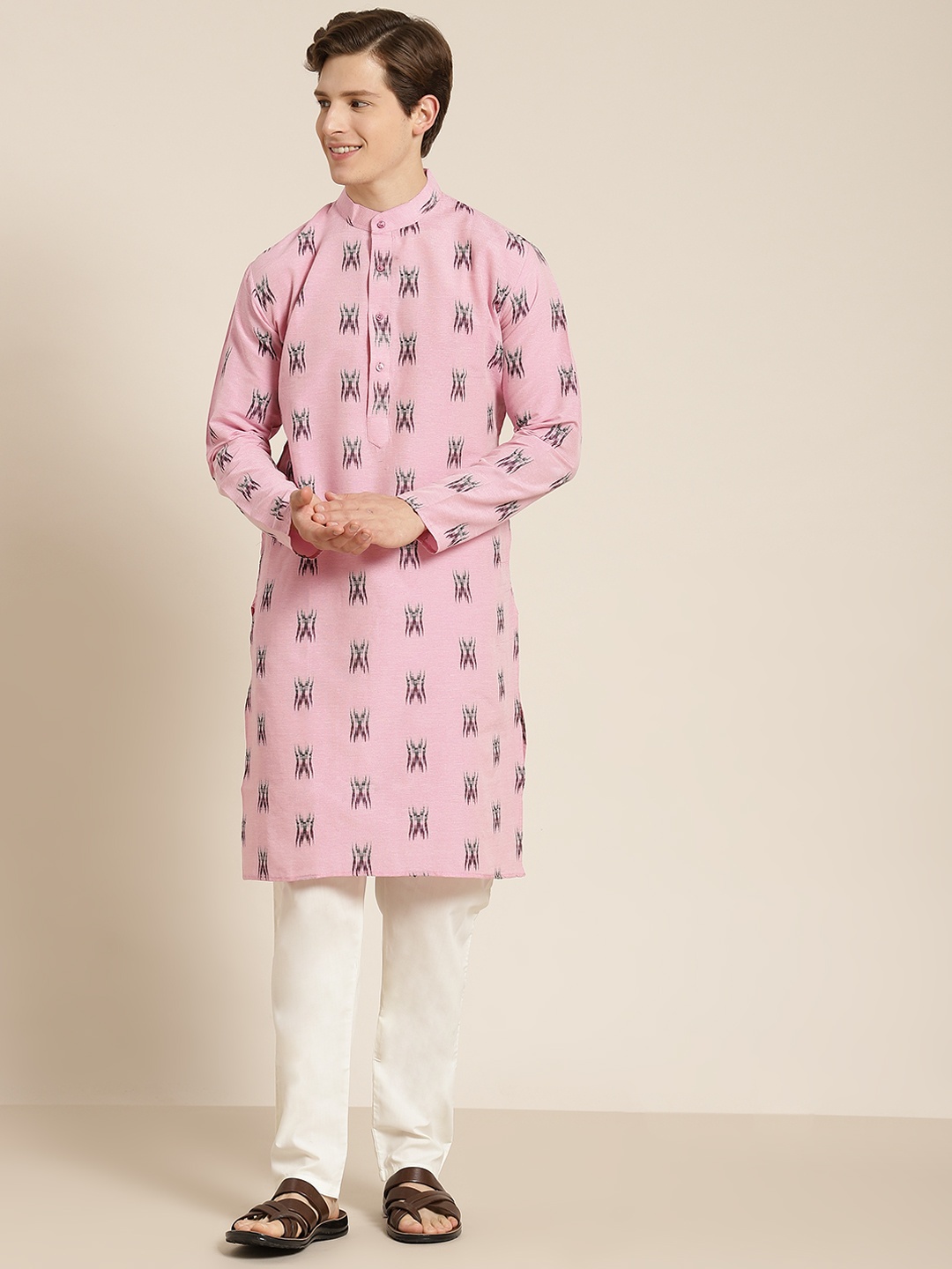 

SOJANYA Men Pink & Black Pure Cotton Self Design Kurta