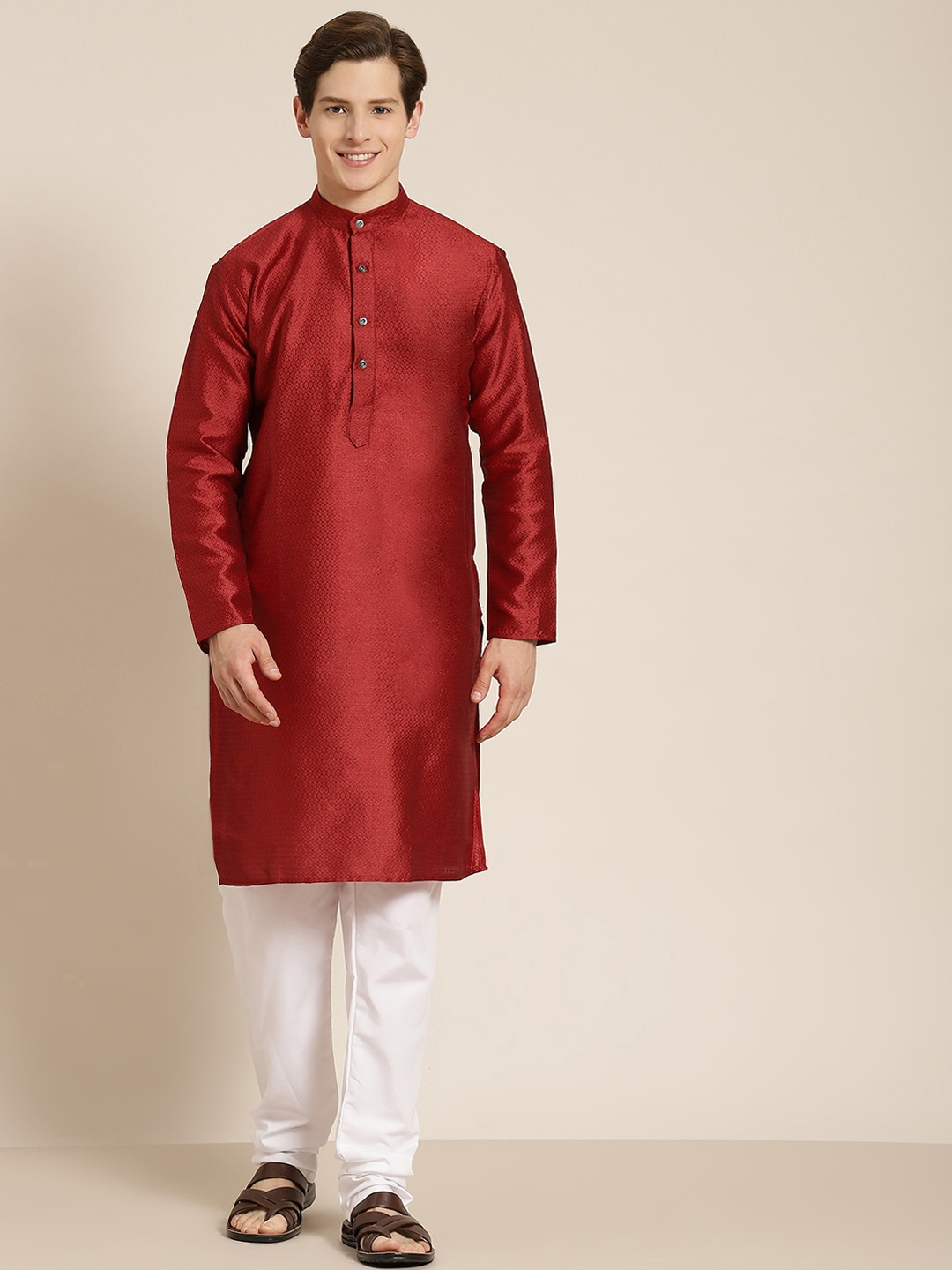 

SOJANYA Men Red Self Design Kurta with Churidar