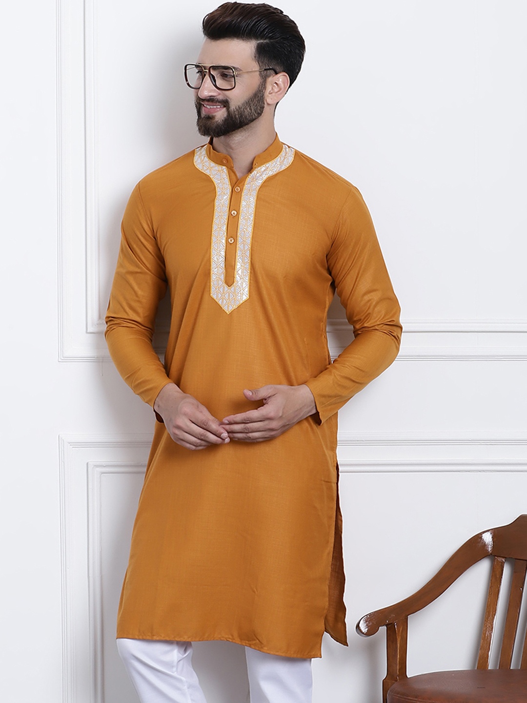 

SOJANYA Men Mustard Yellow & Silver Pure Cotton Yoke Design Gotta Patti Kurta