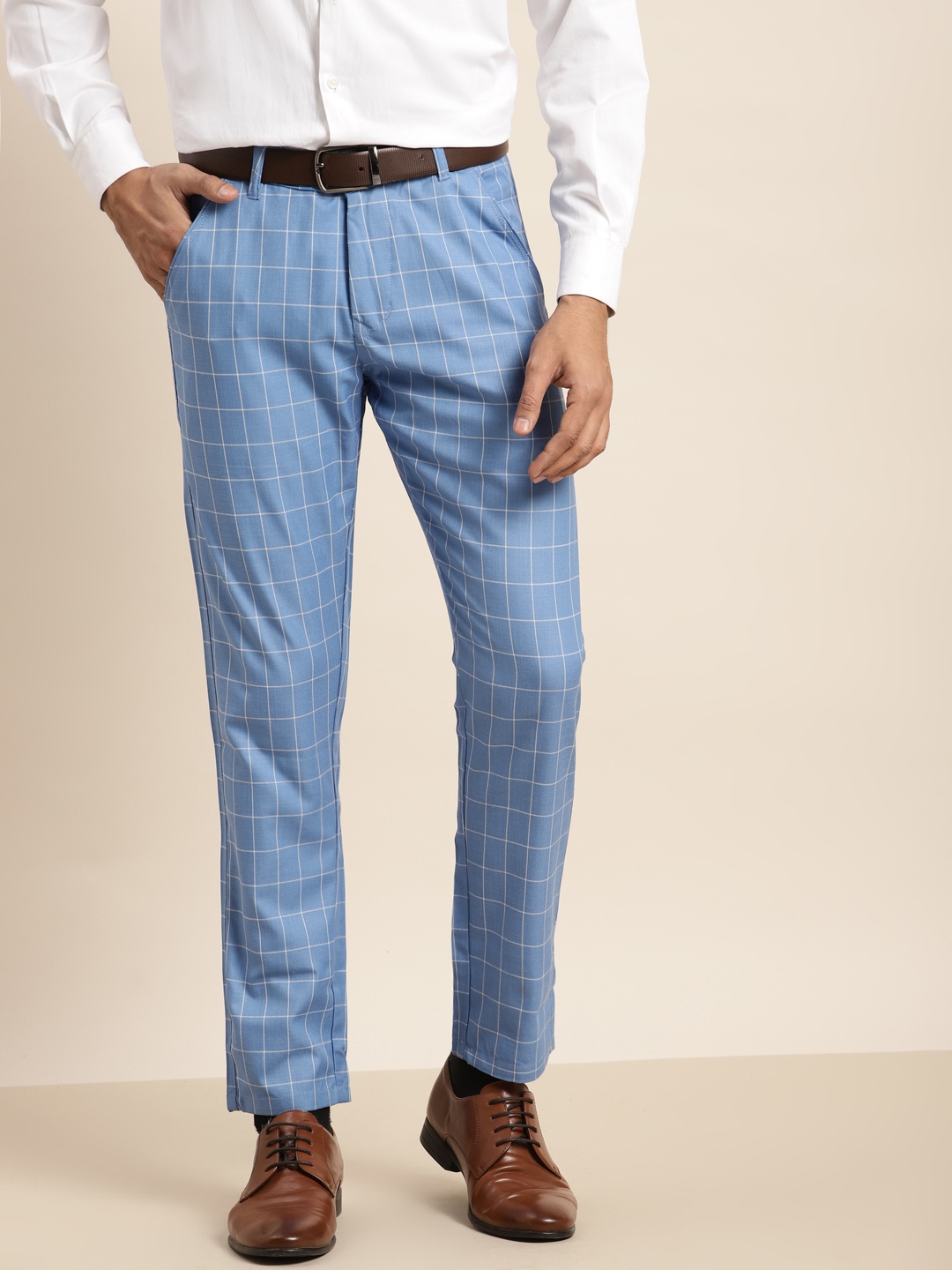 

SOJANYA Men Blue Checked Smart Fit Trousers