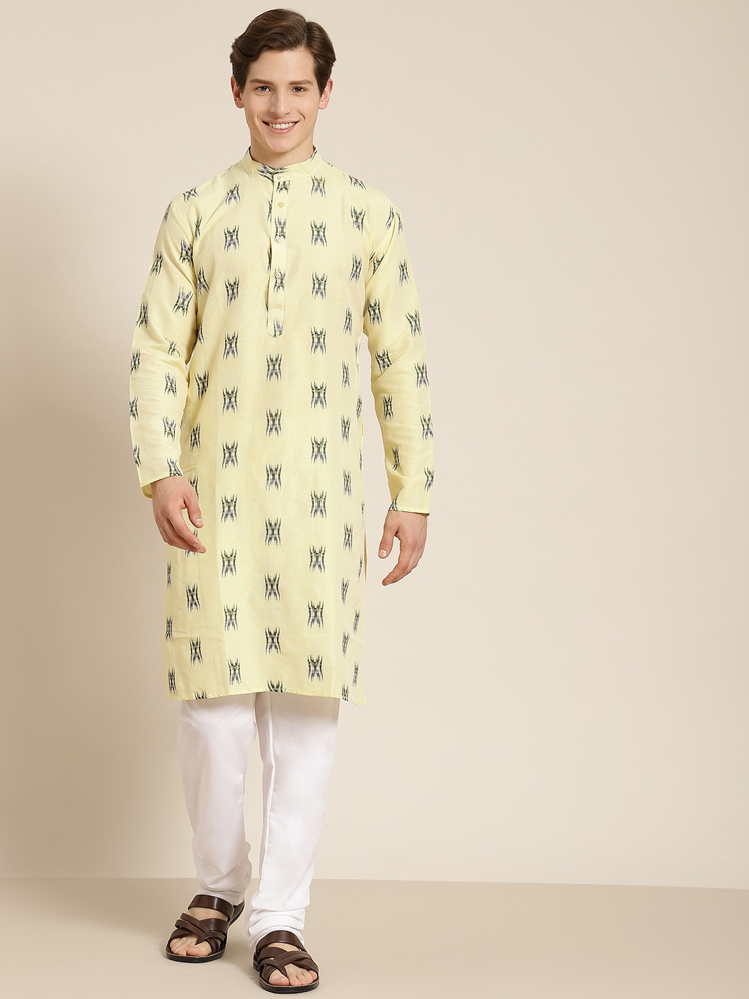 

SOJANYA Men Yellow Pure Cotton Self Design Kurta with Churidar
