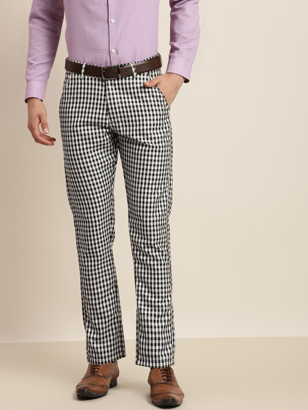 

SOJANYA Men Black Checked Smart Formal Trousers