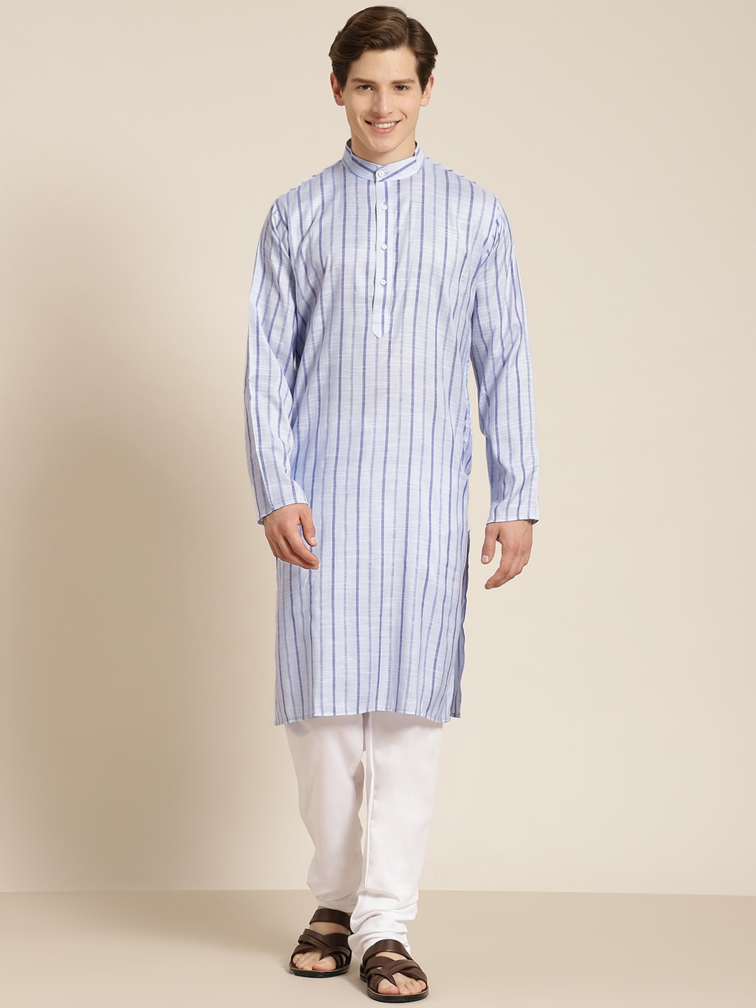 

SOJANYA Men Blue Pure Cotton Striped Kurta with Churidar