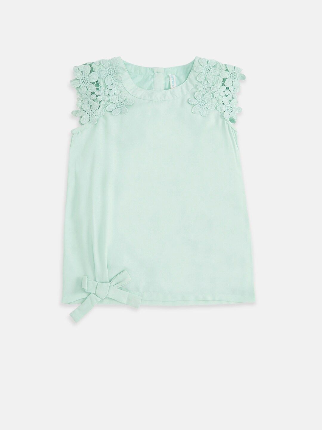 

Pantaloons Junior Girls Mint Green Solid Round Neck Regular Top