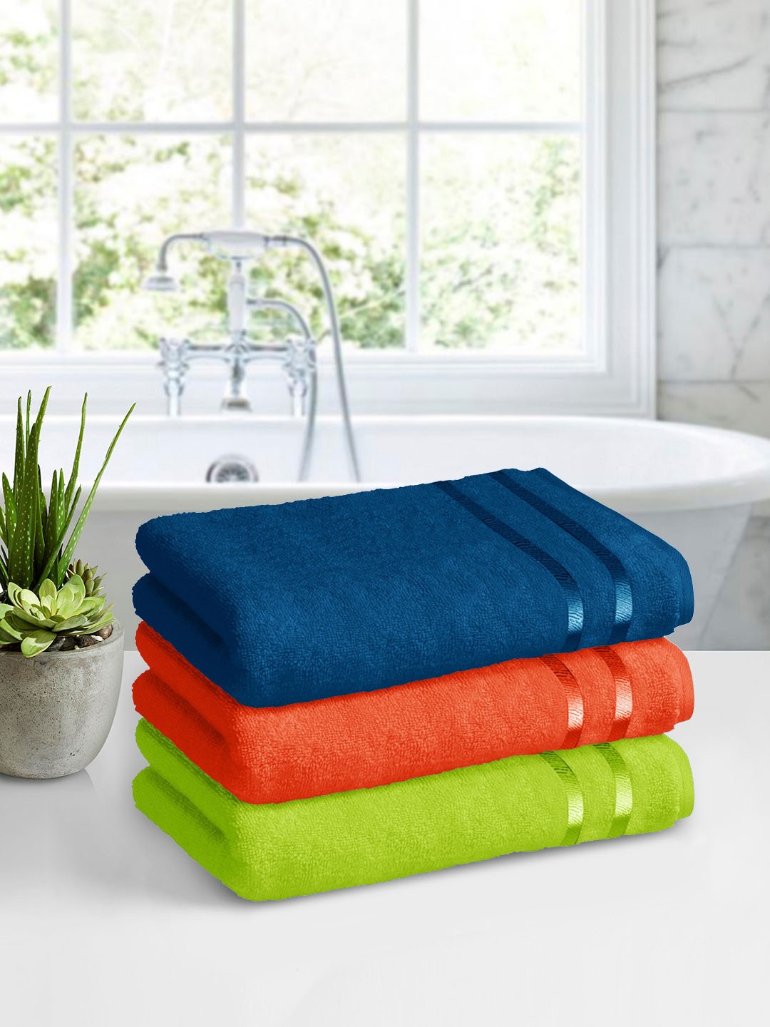 

Story@home Set of 3 Solid 450 GSM Super Absorbent Cotton Bath Towels, Green