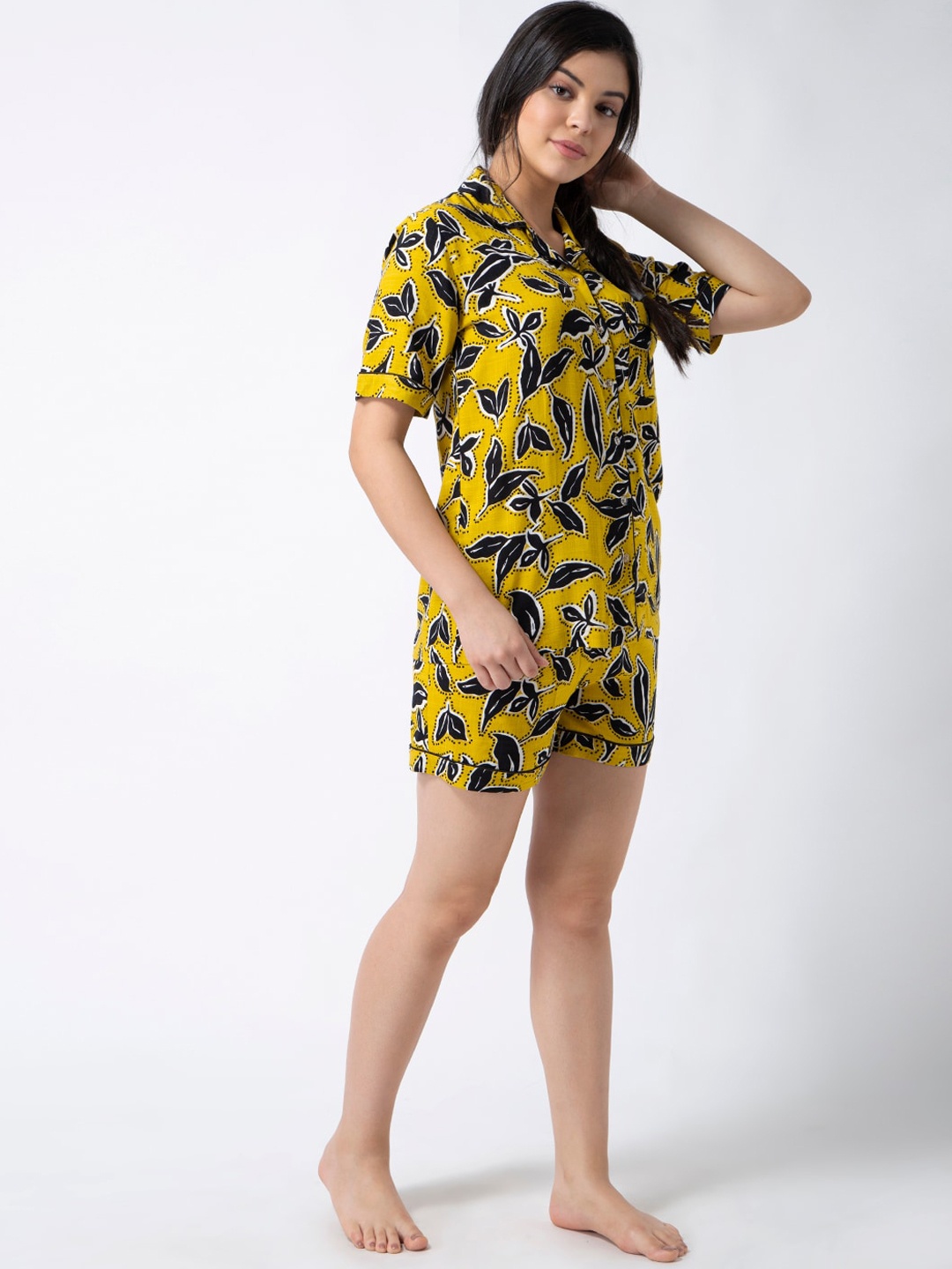 

ADORENITE Women Yellow & Black Printed Night suit